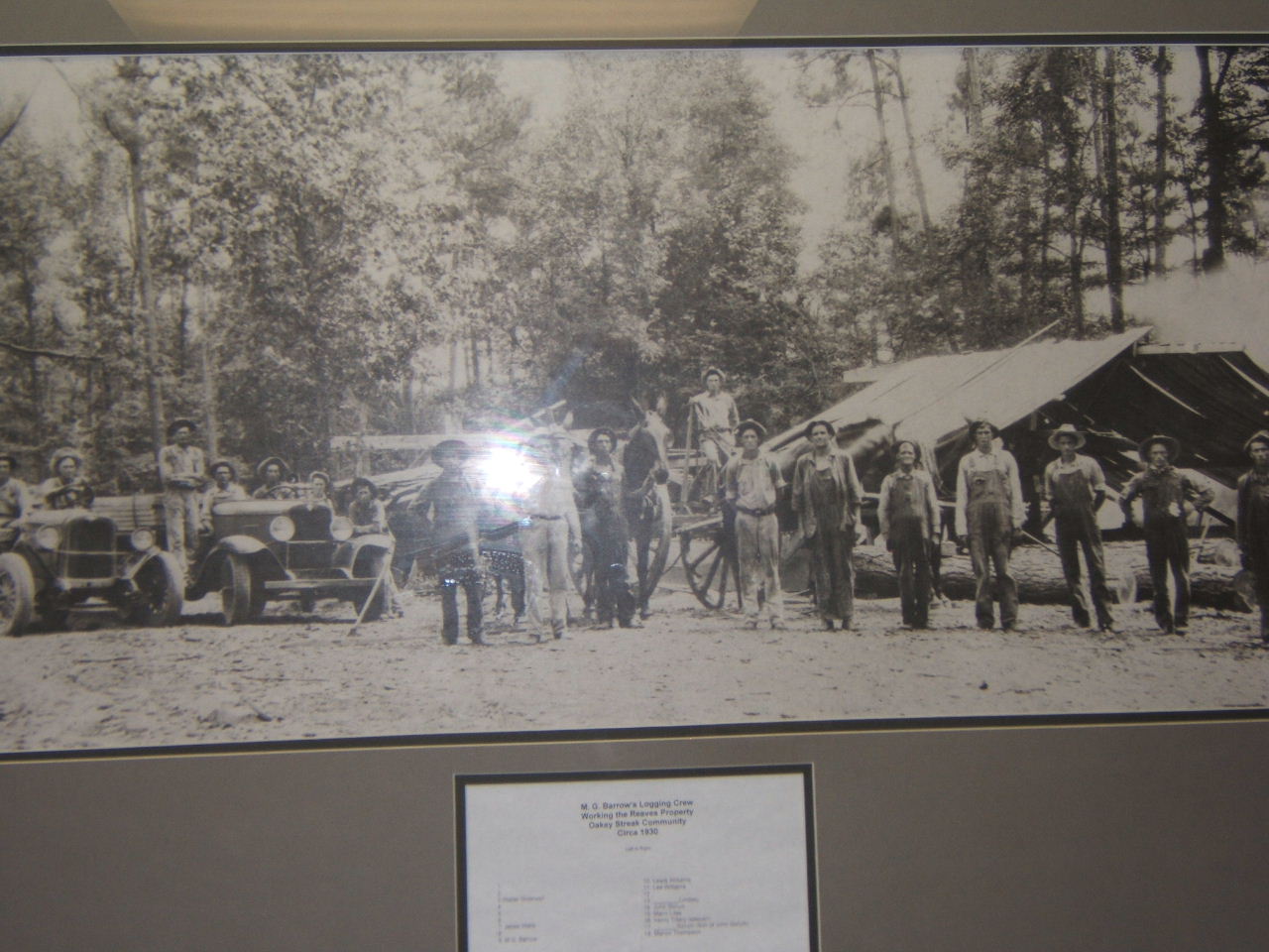 Mike Sawyer a tobacco and smoking foe meets with Red Level, Alabama to encourage this Alabama